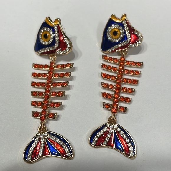 Fish Rhinestone Colorful Drop Earrings - Picture 4 of 11